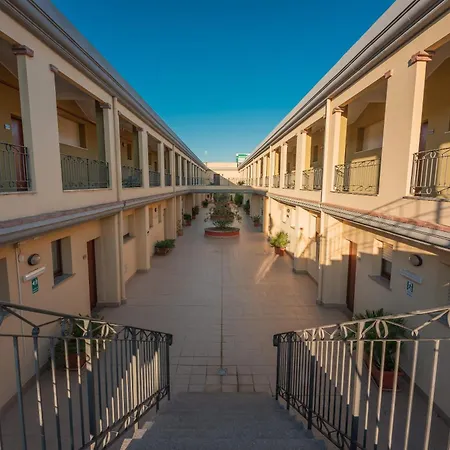 Stylish Le Fontane 2 Bedrapt T5 Sleeps 5 Apartment