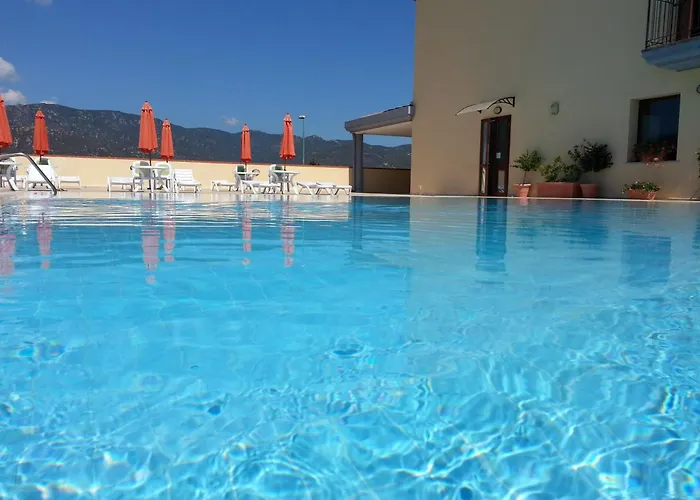 Stylish Le Fontane 2 Bedrapt T5 Sleeps 5