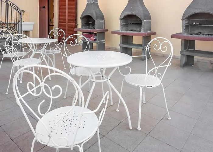 Stylish Le Fontane 2 Bedrapt T5 Sleeps 5 *