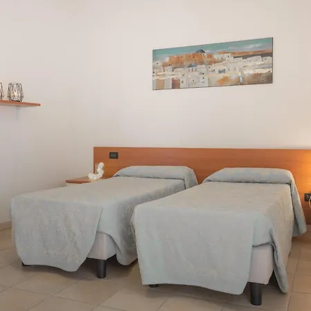 Stylish Le Fontane 2 Bedrapt T5 Sleeps 5 * Villasimius