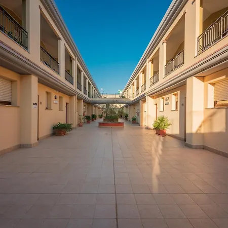 Stylish Le Fontane 2 Bedrapt T5 Sleeps 5 Apartment Villasimius
