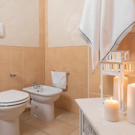 Stylish Le Fontane 2 Bedrapt T5 Sleeps 5 *