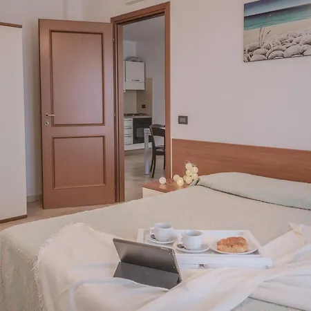 Stylish Le Fontane 2 Bedrapt T5 Sleeps 5