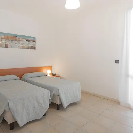 Stylish Le Fontane 2 Bedrapt T5 Sleeps 5 * Villasimius