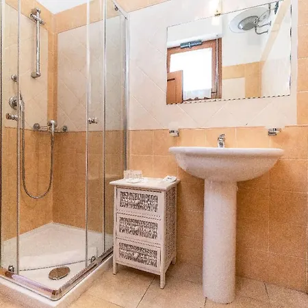 דירה Stylish Le Fontane 2 Bedrapt T5 Sleeps 5 *