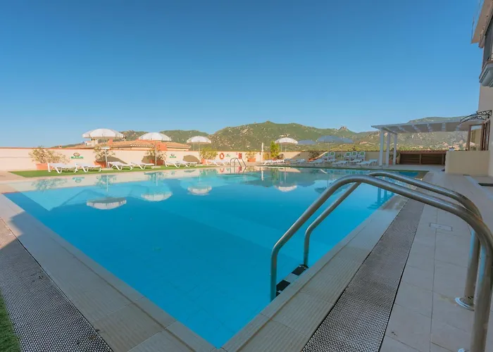 Stylish Le Fontane 2 Bedrapt T5 Sleeps 5 Apartment Villasimius