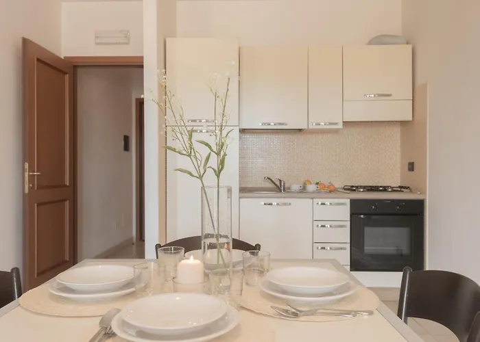 Apartment Stylish Le Fontane 2 Bedrapt T5 Sleeps 5 *