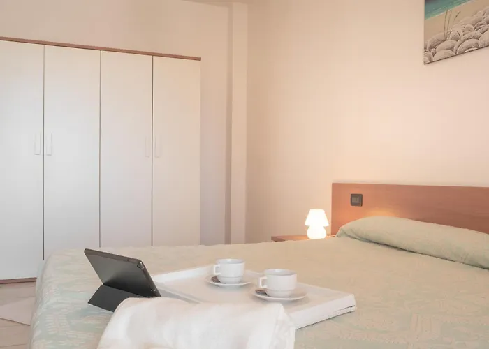 Stylish Le Fontane 2 Bedrapt T5 Sleeps 5 Апартаменти